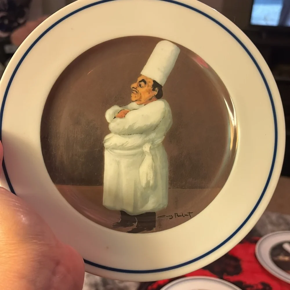 Williams Sonoma Chef Series 7 7/8 salad/dessert Plate. Set of 6.